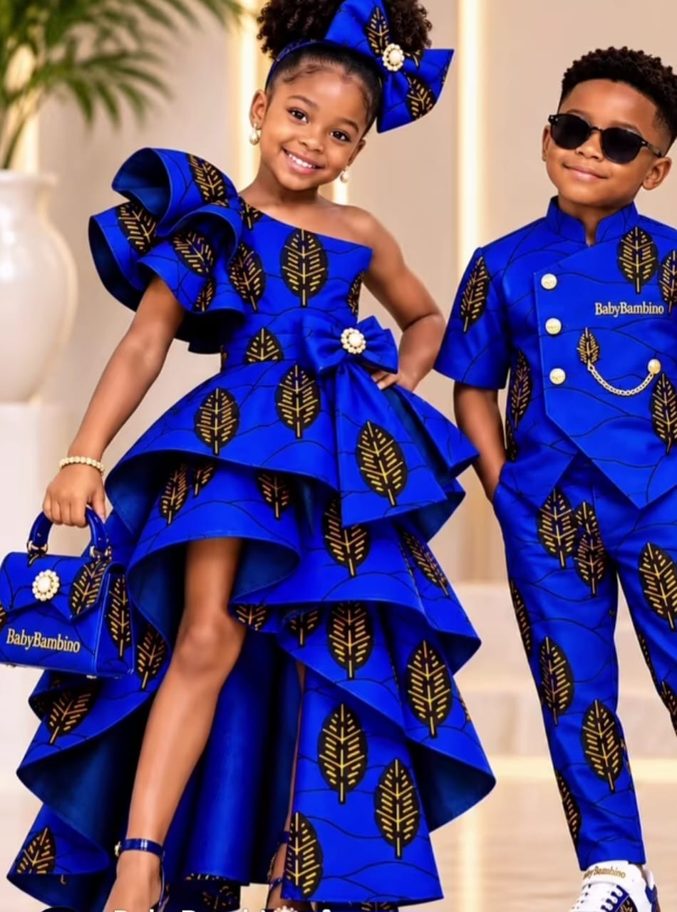 Kid traditional outfit royal blue